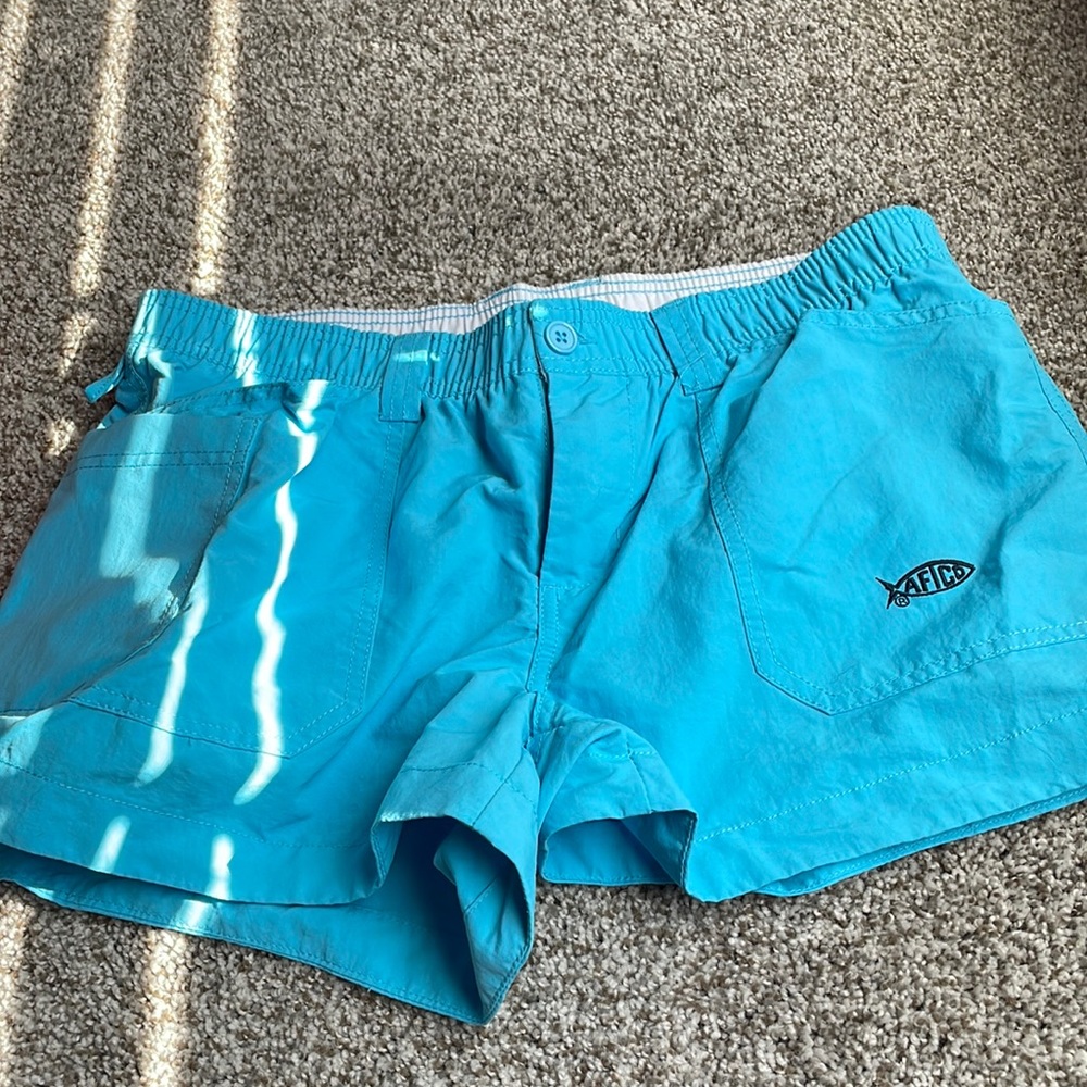 Ladies size 6 AFTCO shorts